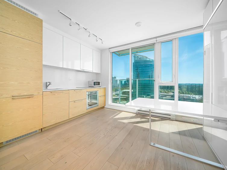 1913-13438 Central Avenue, Surrey, BC, V3T 0N2 - 8