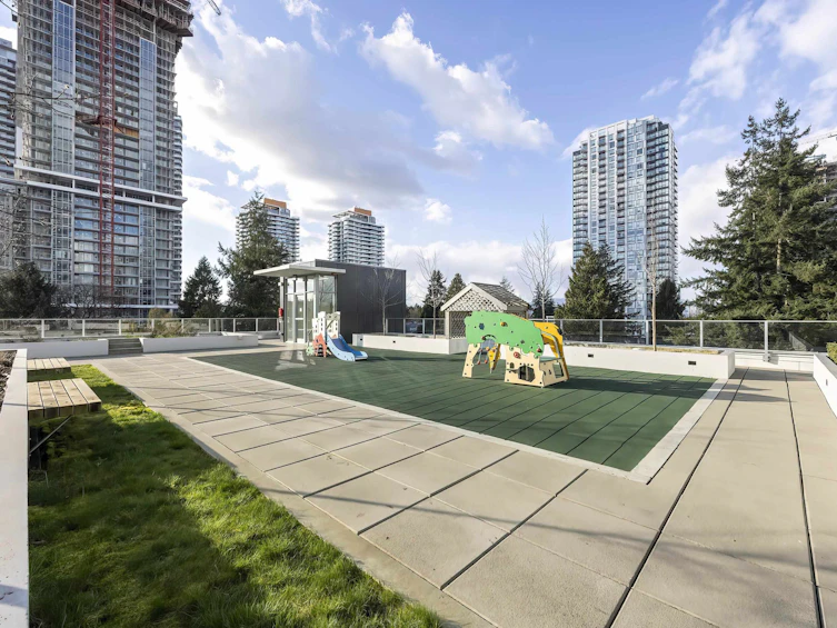 1913-13438 Central Avenue, Surrey, BC, V3T 0N2 - 15