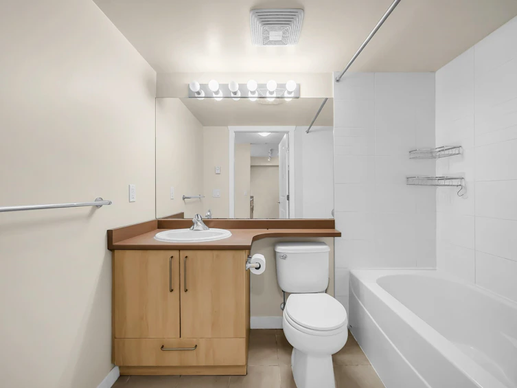 203-3575 Euclid Avenue, Vancouver, BC, V5R 6H5 - 16