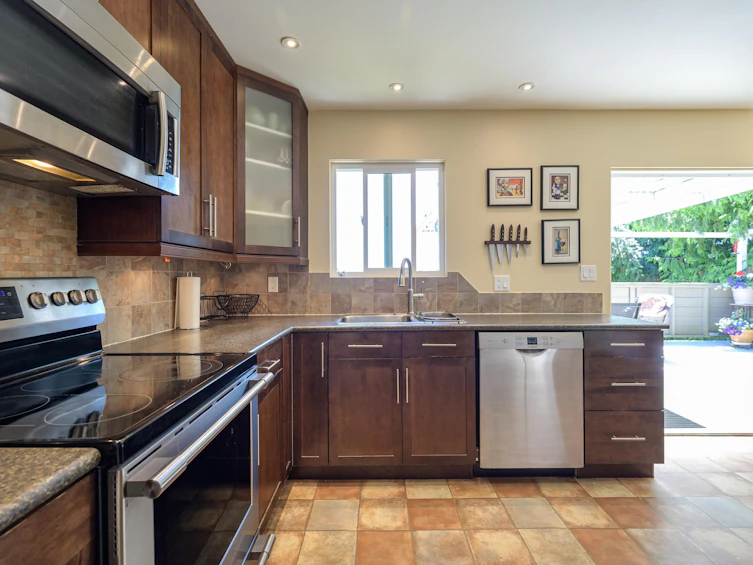 5542 44 Avenue, Delta, BC, V4K 1E1 - 10