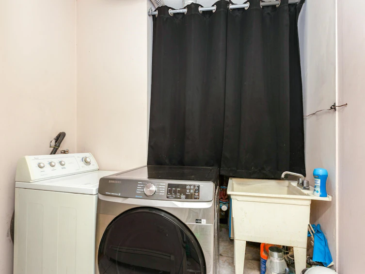 12291 100 Avenue, Surrey, BC, V3V 2W9 - 13