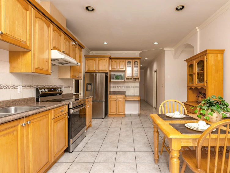 12291 100 Avenue, Surrey, BC, V3V 2W9 - 10