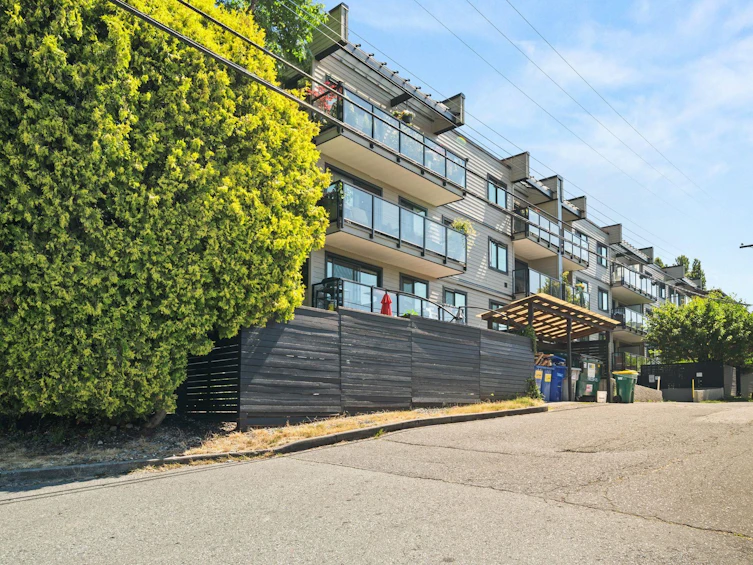 102-240 Mahon Avenue, North Vancouver, BC, V7M 3H4 - 2
