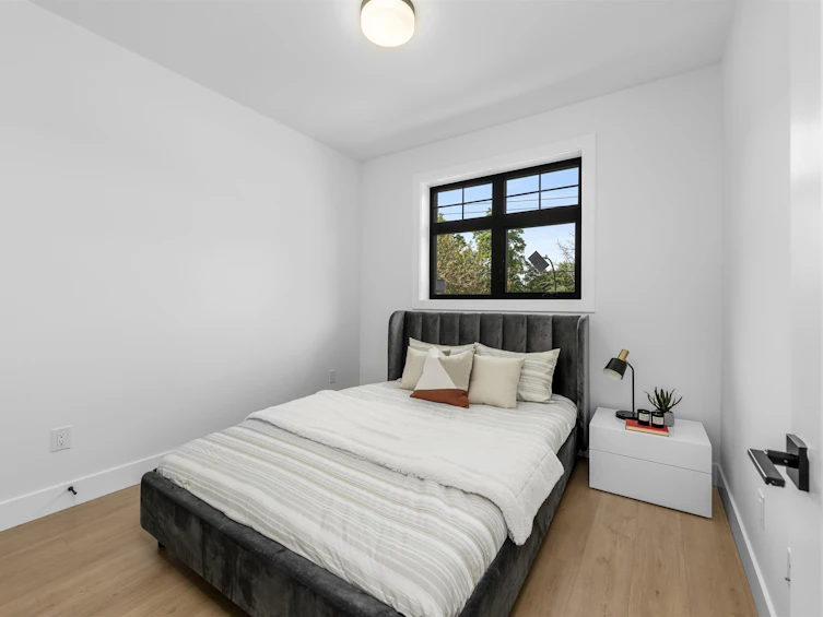 1006 E 15th Avenue, Vancouver, BC, V5T 4B1 - 18