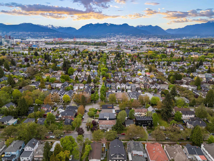 1006 E 15th Avenue, Vancouver, BC, V5T 4B1 - 35