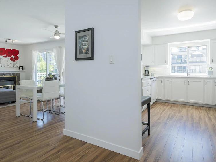 301-2963 Burlington Drive, Coquitlam, BC, V3B 6X1 - 9