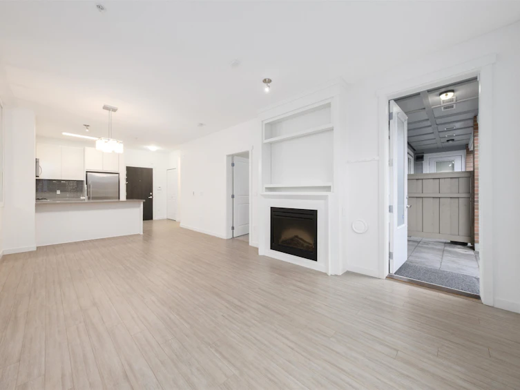 106-717 Chesterfield Avenue, North Vancouver, BC, V7M 3L8 - 6