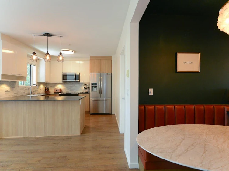 205-210 Lebleu Street, Coquitlam, BC, V3K 4L6 - 5