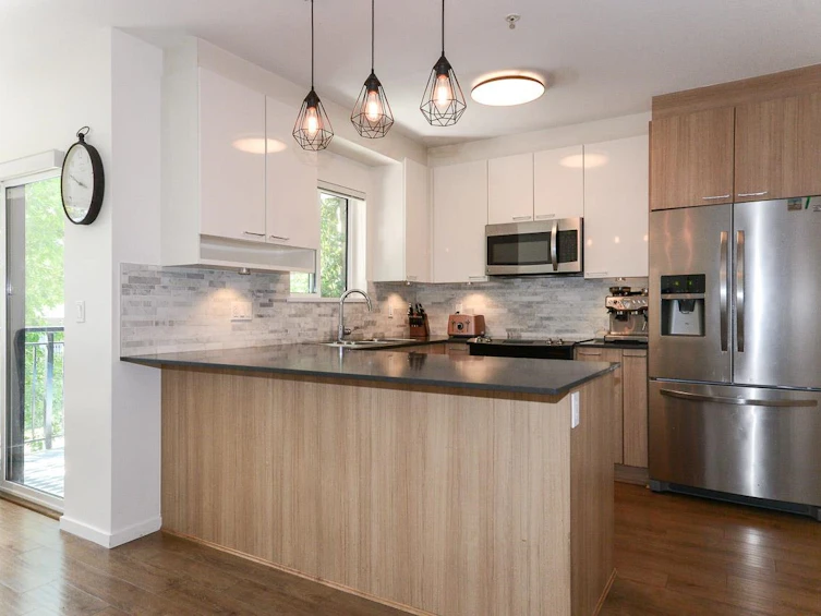 205-210 Lebleu Street, Coquitlam, BC, V3K 4L6 - 4