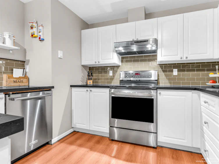 95-2422 Hawthorne Avenue, Port Coquitlam, BC, V3C 6K7 - 11