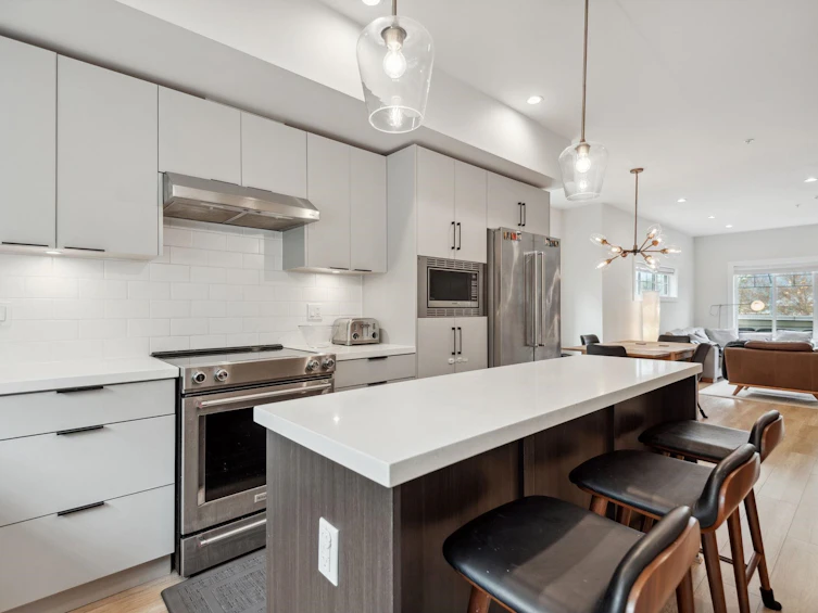 207-80 Elgin Street, Port Moody, BC, V3H 0M6 - 2