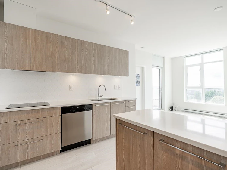 603-691 North Road, Burnaby, BC, V3J 0H9 - 10