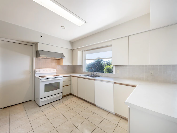 1028 Eyremount Drive, West Vancouver, BC, V7S 2B3 - 19