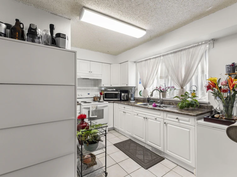 2001 St George Street, Port Moody, BC, V3H 2E7 - 32