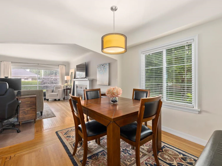 3206 W 7th Avenue, Vancouver, BC, V6K 2A2 - 8