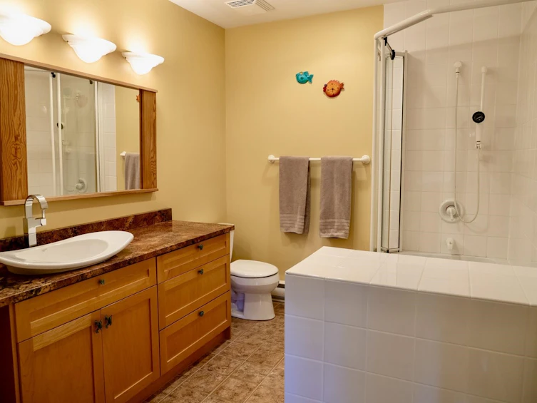 2622 Lighthouse Lane, Pender Island, BC, V0N 2M2 - 23