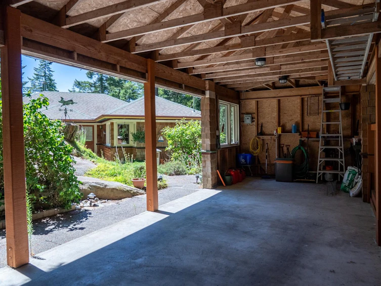 2622 Lighthouse Lane, Pender Island, BC, V0N 2M2 - 39