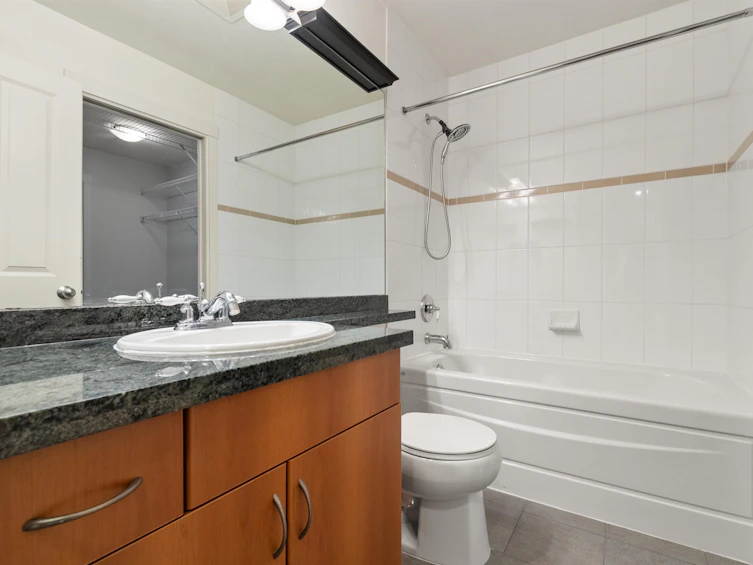 109-675 Park Crescent, New Westminster, BC, V3L 5W4 - 11