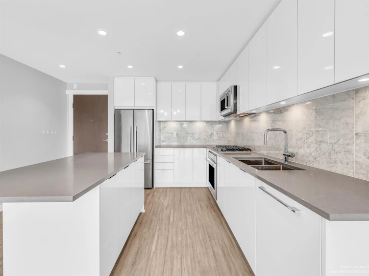 322-2651 Library Lane, North Vancouver, BC, V7J 0C1 - 8