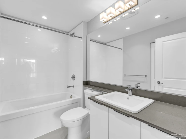 322-2651 Library Lane, North Vancouver, BC, V7J 0C1 - 21