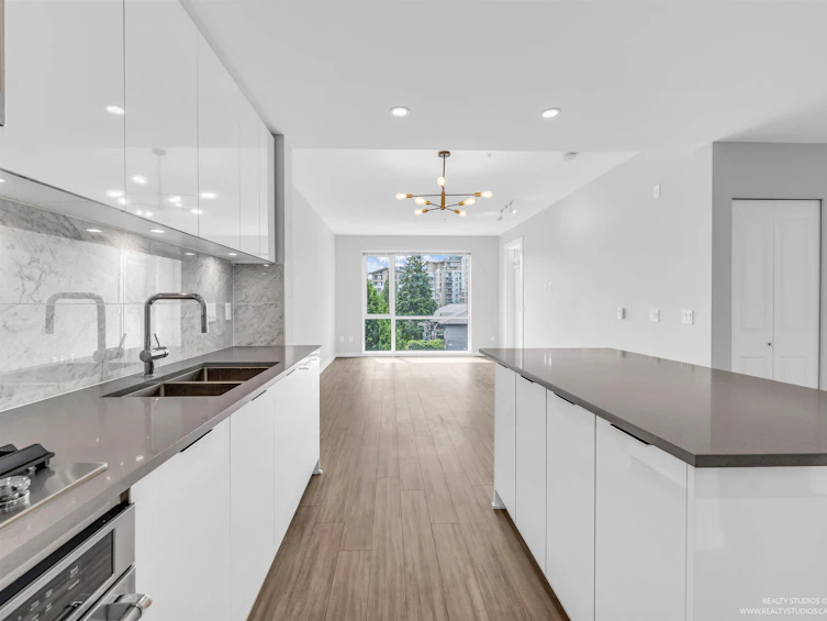 322-2651 Library Lane, North Vancouver, BC, V7J 0C1 - 5