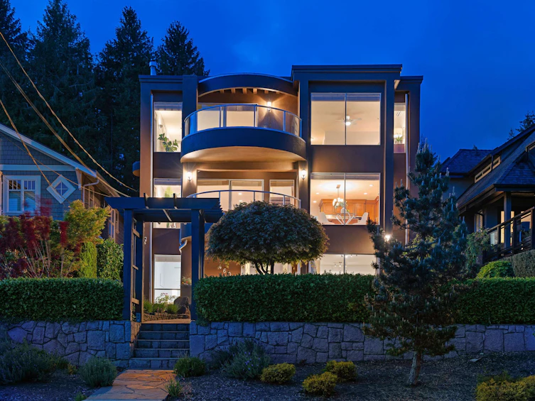 460 E 21st Street, North Vancouver, BC, V7L 3C2 - 34