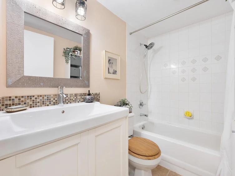 207-2133 Dundas Street, Vancouver, BC, V5L 1J7 - 20