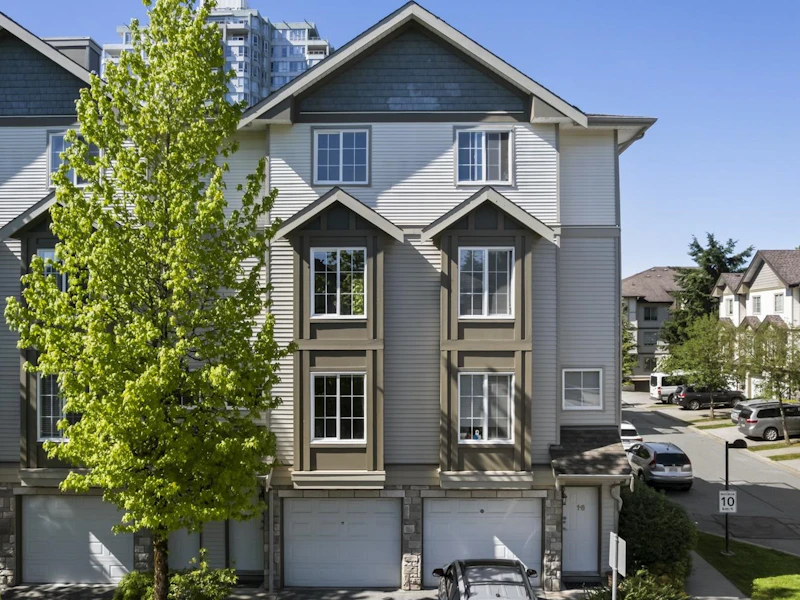 17 - 14855 100th Avenue, Surrey BC V3R 2W1