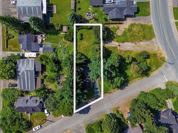 45728 Henderson Avenue, Chilliwack, BC, V2P 2Y3 - 2