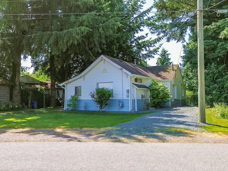 45728 Henderson Avenue, Chilliwack, BC, V2P 2Y3
