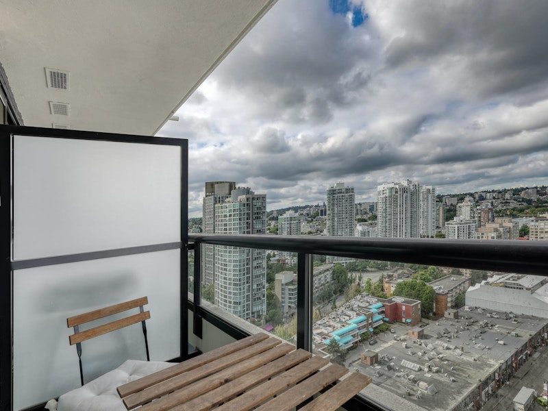 2409 - 977 Mainland Street, Vancouver BC V6B 1T2