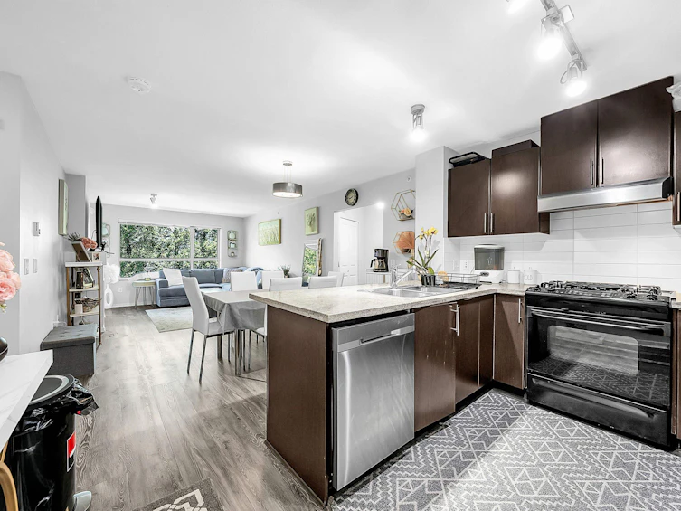 422-700 Klahanie Drive, Port Moody, BC, V3H 5L3 - 9