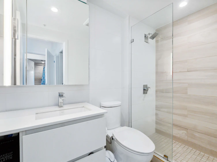 2703-13615 Fraser Highway, Surrey, BC, V3T 0P7 - 14
