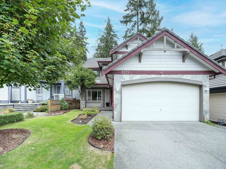 3271 Chartwell Green, Coquitlam, BC, V3E 3M9