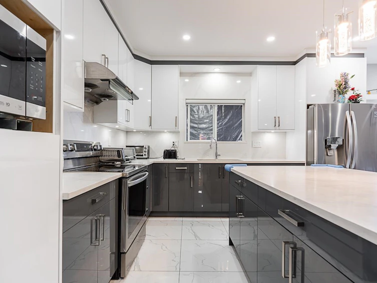 9441 132a Street, Surrey, BC, V3V 6W3 - 19