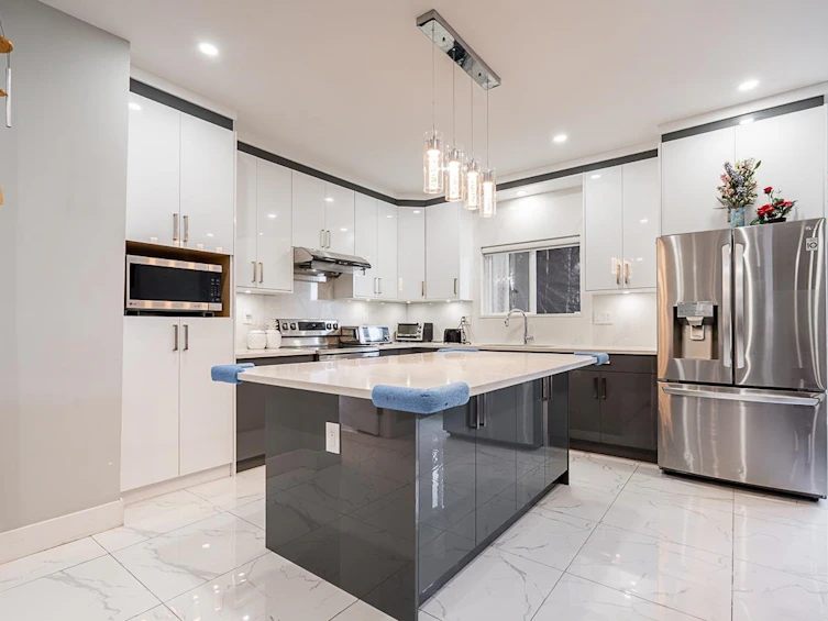 9441 132a Street, Surrey, BC, V3V 6W3 - 18