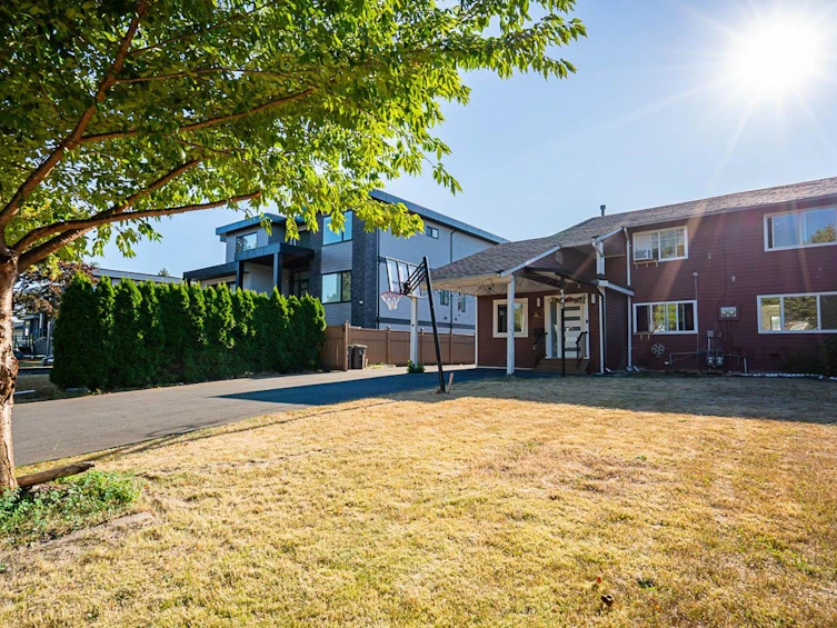 9441 132a Street, Surrey, BC, V3V 6W3 - 3