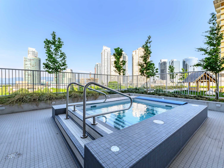 2102-4360 Beresford Street, Burnaby, BC, V5H 0G2 - 17