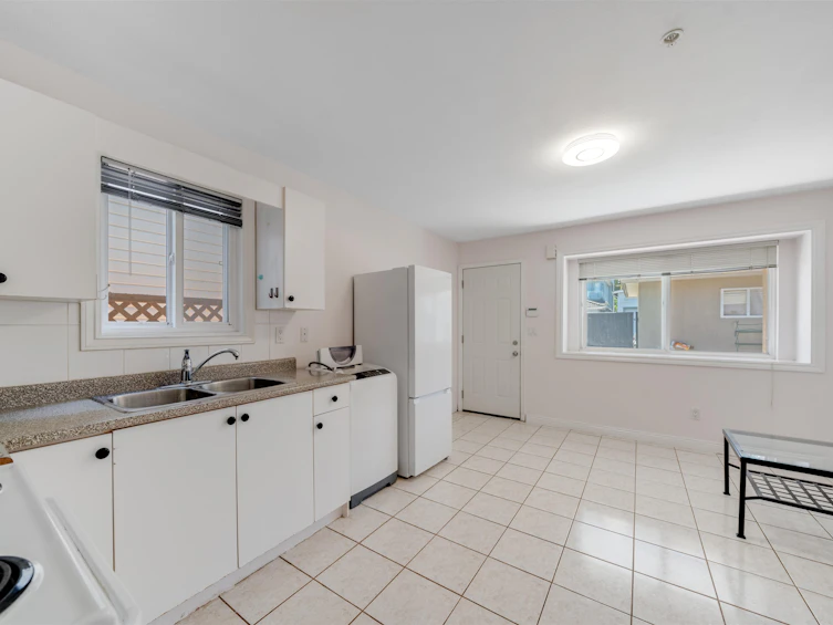 3534 E 25th Avenue, Vancouver, BC, V5R 1K2 - 24
