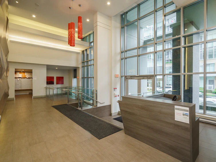 607-13325 102a Avenue, Surrey, BC, V3T 0J5 - 26