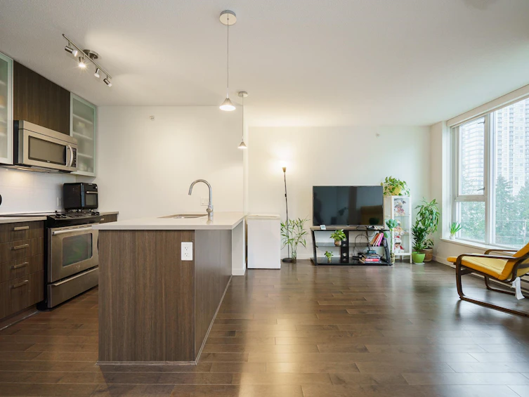 607-13325 102a Avenue, Surrey, BC, V3T 0J5 - 15