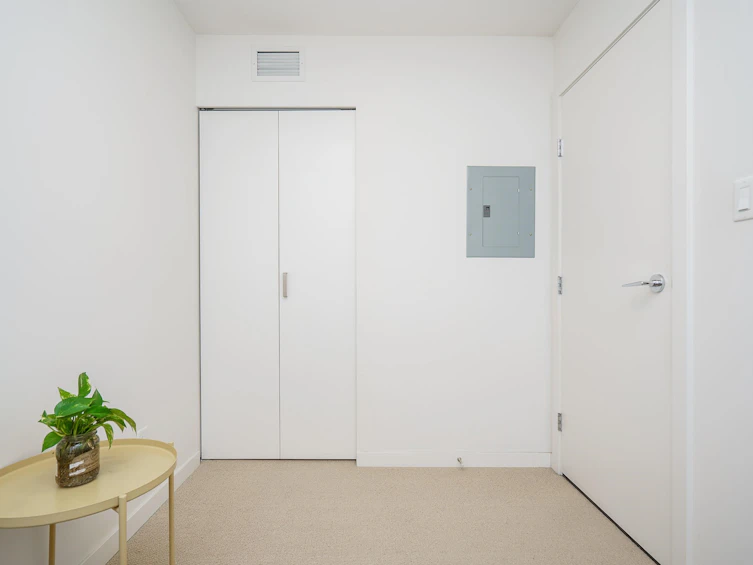 607-13325 102a Avenue, Surrey, BC, V3T 0J5 - 11