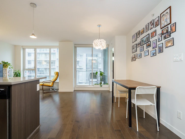 607-13325 102a Avenue, Surrey, BC, V3T 0J5 - 16
