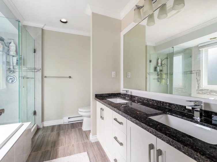 10757 168 Street, Surrey, BC, V4N 1M5 - 11
