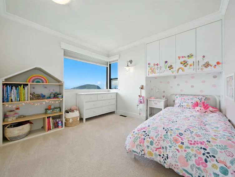 8275 Pasco Road, West Vancouver, BC, V7W 2T5 - 24