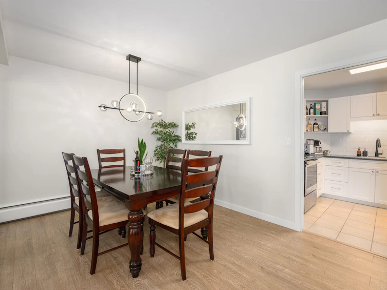 206-1437 Foster Street, Surrey, BC, V4B 3X6 - 13