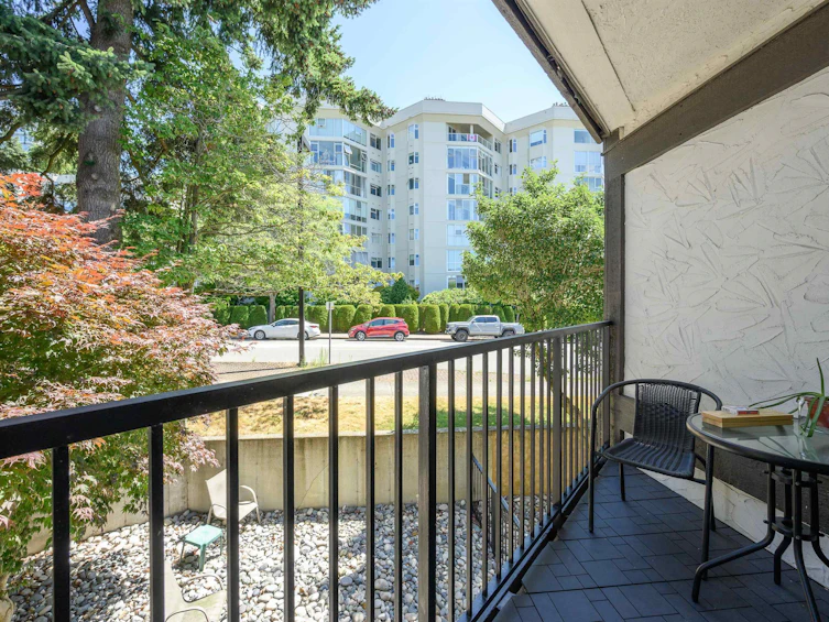 206-1437 Foster Street, Surrey, BC, V4B 3X6 - 11