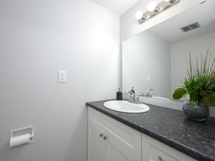 206-1437 Foster Street, Surrey, BC, V4B 3X6 - 22