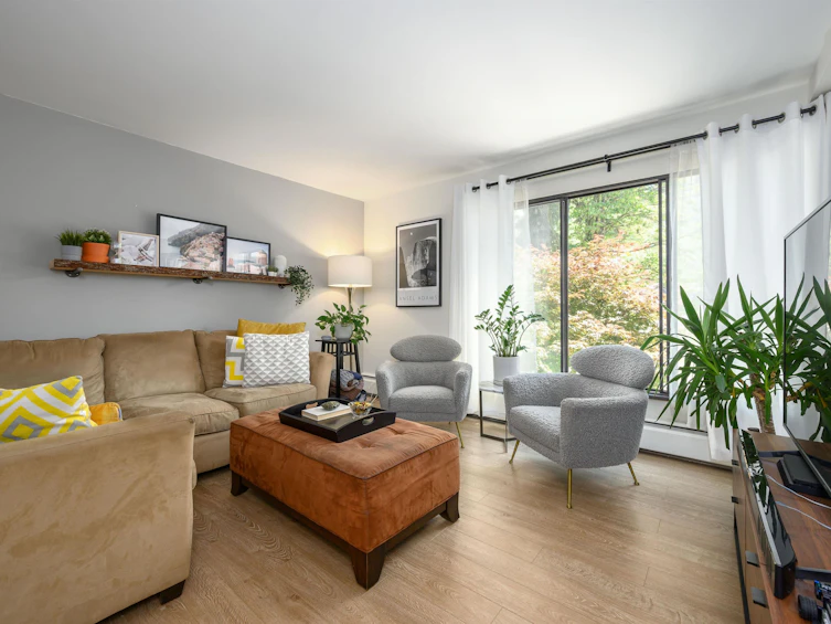 206-1437 Foster Street, Surrey, BC, V4B 3X6 - 3