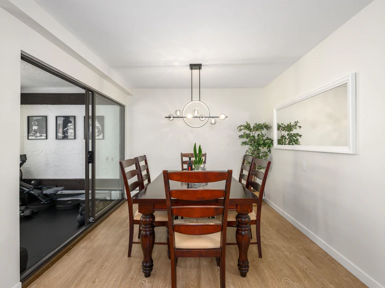 206-1437 Foster Street, Surrey, BC, V4B 3X6 - 12